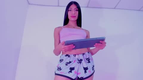 Alisia online show from 3, 12, 2024