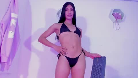 Alisia online show from 14, 1, 2025