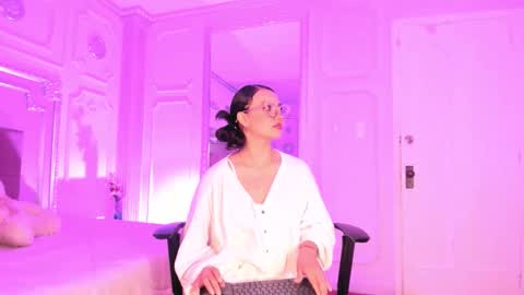 Alison Fishert online show from 16, 1, 2026