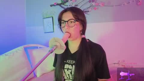 Mia online show from 19, 3, 2026