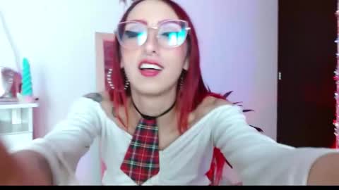 Snapshot of alissesallie_ chatting on 13, 1, 2025 alissesallie_ online show from 13, 1, 2025