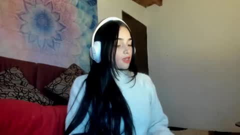 Alisson369  online show from 10, 10, 2025