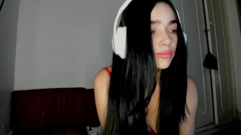 Alisson369  online show from 21, 4, 2026