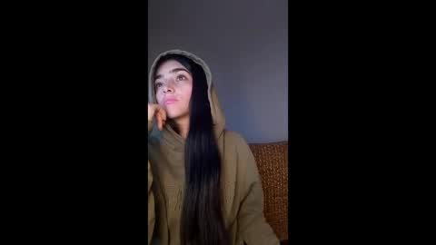 Snapshot of alisson369_ chatting on 4, 6, 2026 Alisson369 online show from 4, 6, 2026