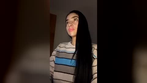 Snapshot of alisson369_ chatting on 6, 7, 2026 Alisson369 online show from 6, 7, 2026