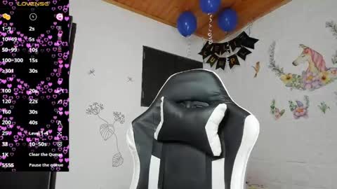 Snapshot of alisson_hoffman05 chatting on 8, 5, 2026 Alisson hoffman05 online show from 8, 5, 2026