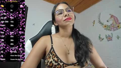 Snapshot of alisson_hoffman05 chatting on 15, 5, 2026 Alisson hoffman05 online show from 15, 5, 2026