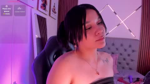 Snapshot of alisson_sanders chatting on 11, 5, 2026 Alisson online show from 11, 5, 2026
