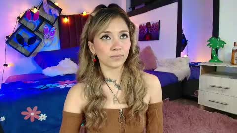 Alisson IG alisson zafiro27 online show from 7, 3, 2025