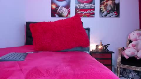 Snapshot of alissontattoo chatting on 28, 2, 2025 Mistress Alisson online show from 28, 2, 2025