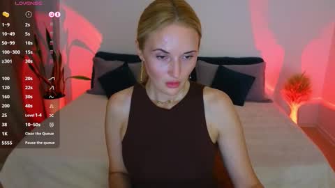 alisssarose online show from 8, 10, 2025