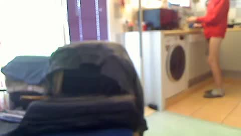 Snapshot of alix300 chatting on 29, 11, 2025 Sandwich online show from 29, 11, 2025