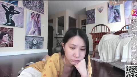 Alize Zaide online show from 13, 4, 2026