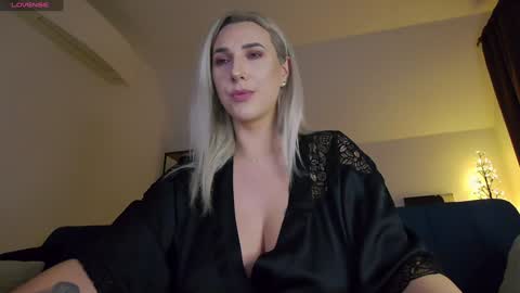 A day u didnt smile is a lost day online show from 5, 12, 2025