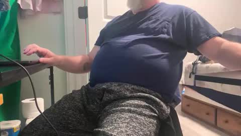 Allergictolove online show from 9, 2, 2026