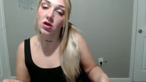 Snapshot of allforthedxll chatting on 22, 1, 2025 allforthedxll online show from 22, 1, 2025