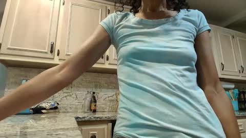 wishlist on bio online show from 20, 10, 2025