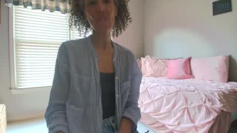 wishlist on bio online show from 15, 3, 2026