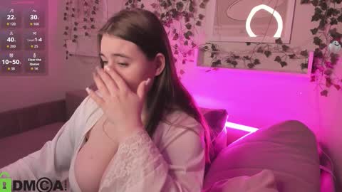 alli_aster online show from 5, 11, 2025