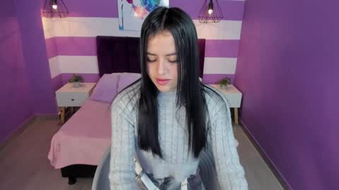 Snapshot of alli_cooper chatting on 22, 12, 2024 Ali online show from 22, 12, 2024