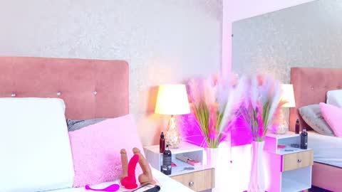 Snapshot of alliciakim chatting on 13, 10, 2025 Allicia online show from 13, 10, 2025