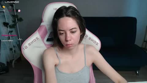 Snapshot of allie_hazie chatting on 3, 5, 2026 alice online show from 3, 5, 2026