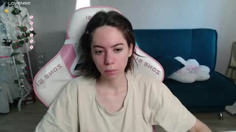 Snapshot of allie_hazie chatting on 14, 5, 2026 alice online show from 14, 5, 2026