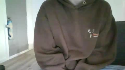 alliebearx online show from 11, 1, 2025