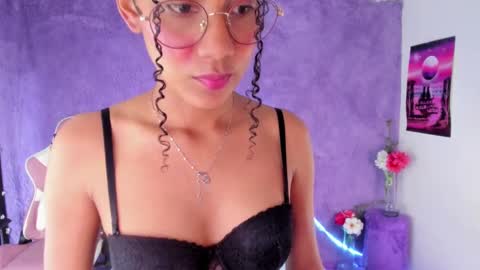 ALLIS0N IK  online show from 4, 3, 2025