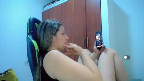 Snapshot of allison_baby_2416 chatting on 23, 12, 2024 Alisson online show from 23, 12, 2024