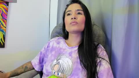 Snapshot of allison_love chatting on 19, 4, 2026 allison online show from 19, 4, 2026