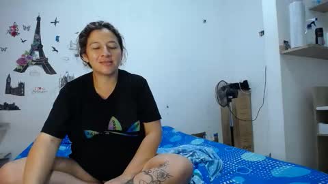 Snapshot of allisonbaby_ chatting on 3, 5, 2026 allison online show from 3, 5, 2026