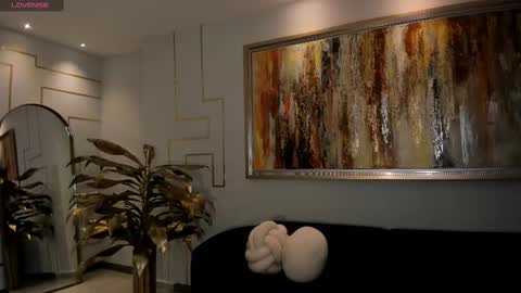 Snapshot of allisonrogersx chatting on 8, 10, 2025 Allison Rogers online show from 8, 10, 2025