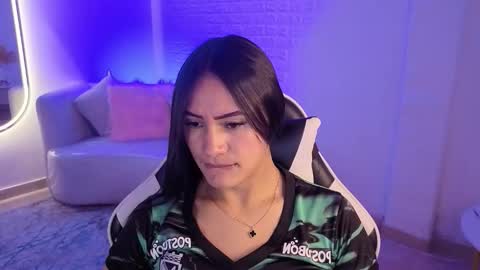 Snapshot of allisson_a chatting on 18, 12, 2025 Allisson online show from 18, 12, 2025