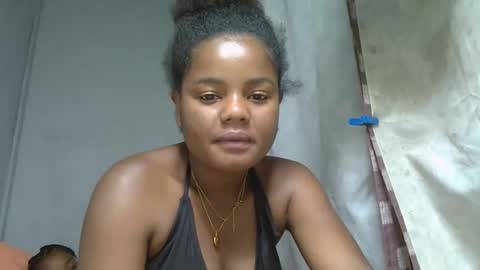 allizida01 online show from 10, 1, 2026