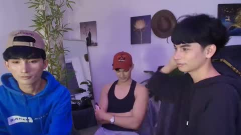 Snapshot of alluring_alpha chatting on 26, 3, 2026 kim and josh online show from 26, 3, 2026