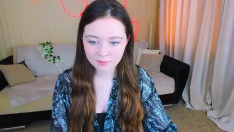 Snapshot of alluringeyess chatting on 8, 10, 2025 alluringeyess online show from 8, 10, 2025