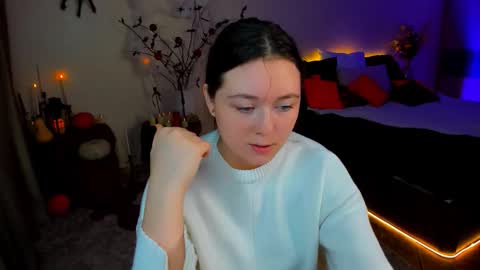 alluringeyess online show from 28, 10, 2025