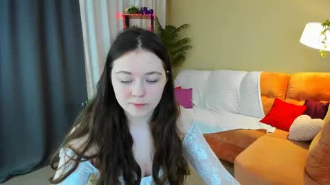 alluringeyess online show from 26, 4, 2026