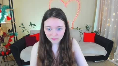Snapshot of alluringeyess chatting on 16, 5, 2026 alluringeyess online show from 16, 5, 2026