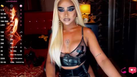 Snapshot of alluringnatalya chatting on 1, 2, 2025 Natalya Fox online show from 1, 2, 2025