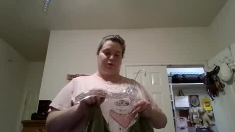 Snapshot of ally12334 chatting on 24, 9, 2025 ally12334 online show from 24, 9, 2025