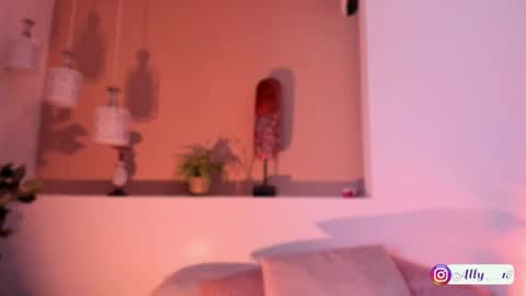Snapshot of ally_addams chatting on 16, 9, 2025 Ally online show from 16, 9, 2025