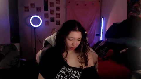 Snapshot of ally_donfort chatting on 11, 7, 2026 Ally online show from 11, 7, 2026