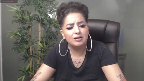         online show from 23, 1, 2025