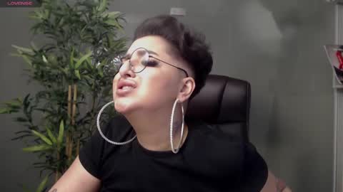         online show from 12, 2, 2025