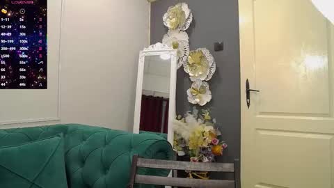         online show from 21, 11, 2025