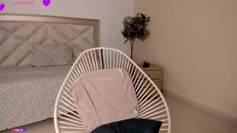 Allyson 3 online show from 11, 1, 2025