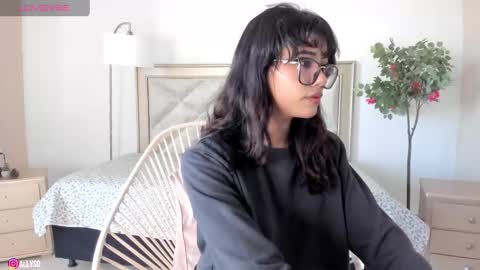 Allyson 3 online show from 18, 1, 2025