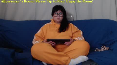 Allyssamay online show from 13, 12, 2024